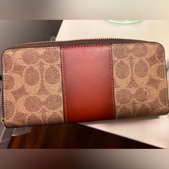 Brand new with tags - Coach Wallet monogram motif on coated canvas - Picture 2 of 5